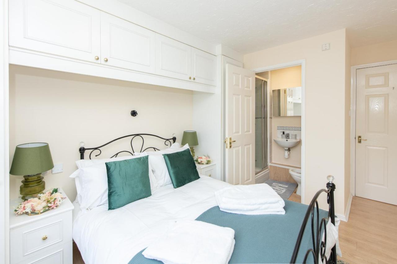 Escape The Matrix - 2 Bed Flat In City Centre With Free Parking Саутгемптон Экстерьер фото