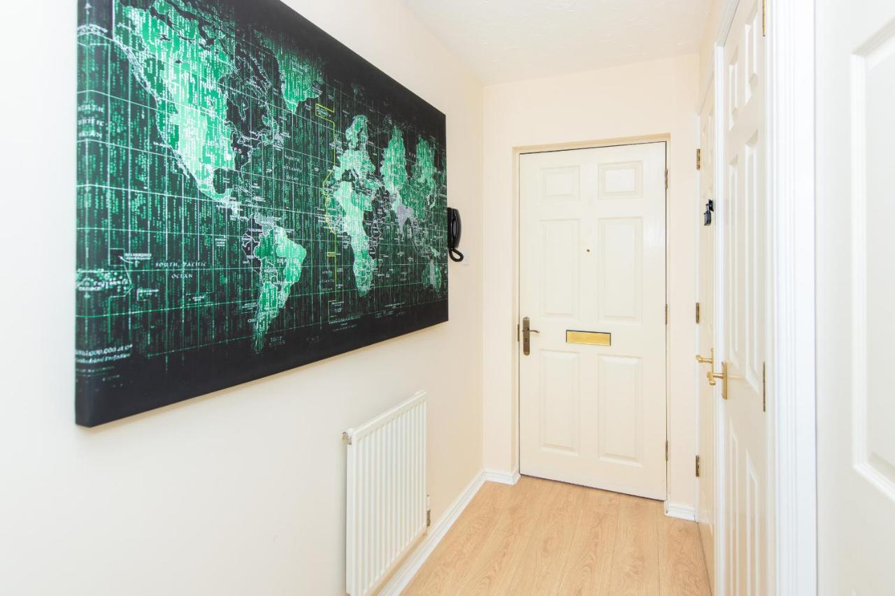 Escape The Matrix - 2 Bed Flat In City Centre With Free Parking Саутгемптон Экстерьер фото