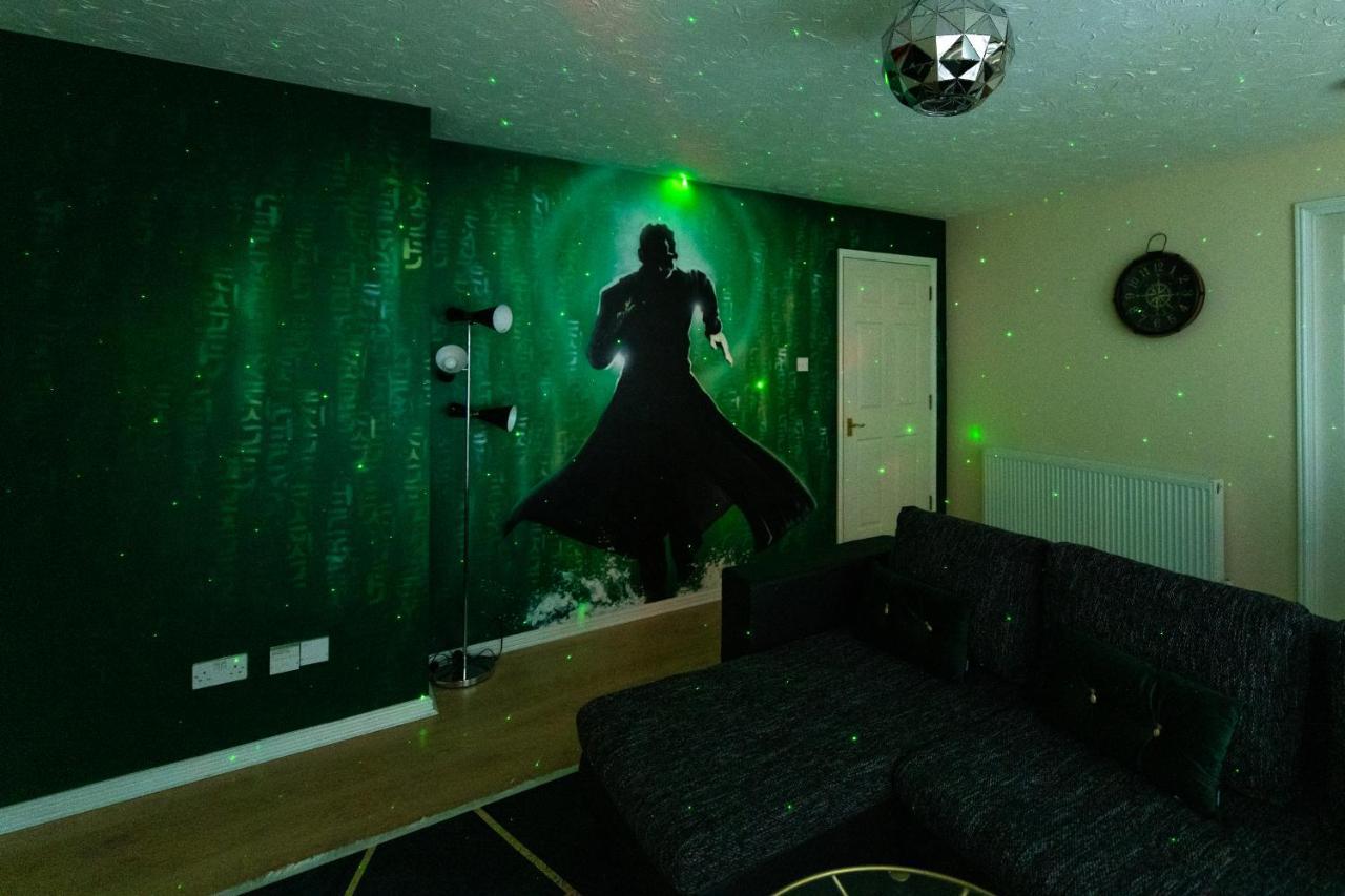 Escape The Matrix - 2 Bed Flat In City Centre With Free Parking Саутгемптон Экстерьер фото